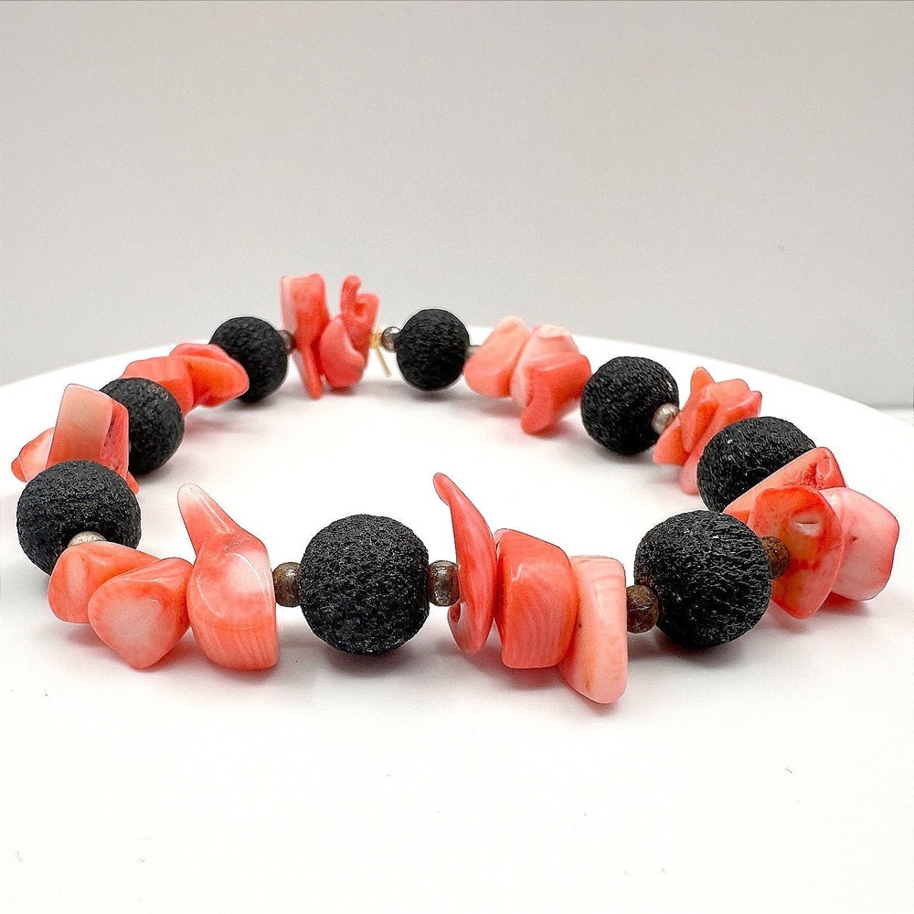 Vintage 90s Pink Coral & Black Lava‎ Rock Beaded Stretch Bracelet Boho Statement